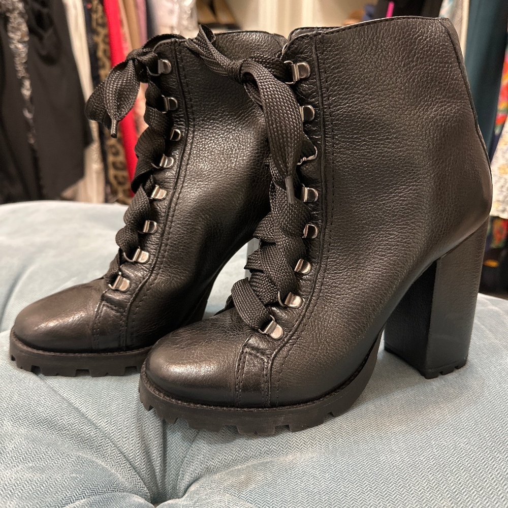 Schultz Zara boot